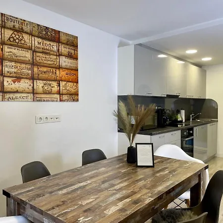 Discovair - Fuer 6 Personen Mit Netflix Apartment Traben-Trarbach